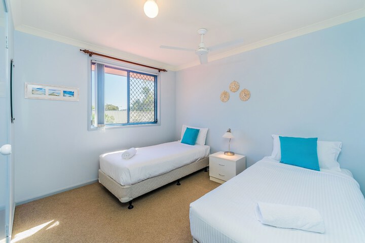 Room 4 of 20
