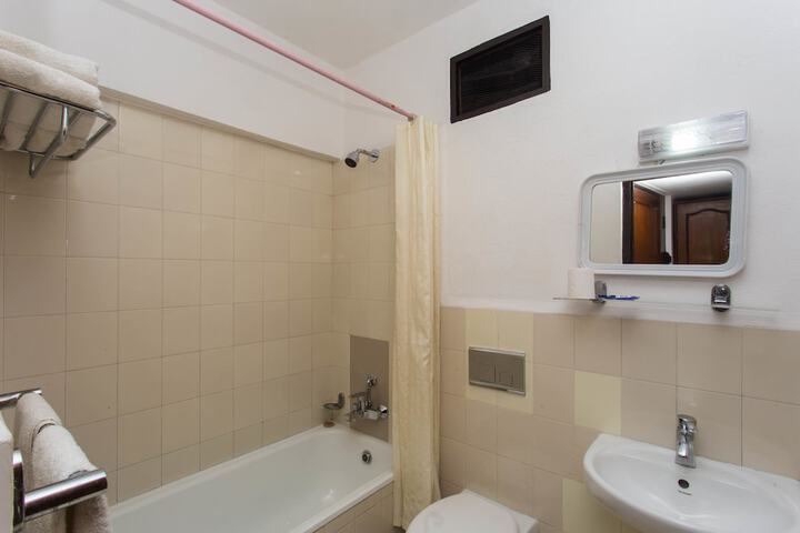 Room 40 of 93