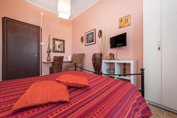 Room 4 of 22