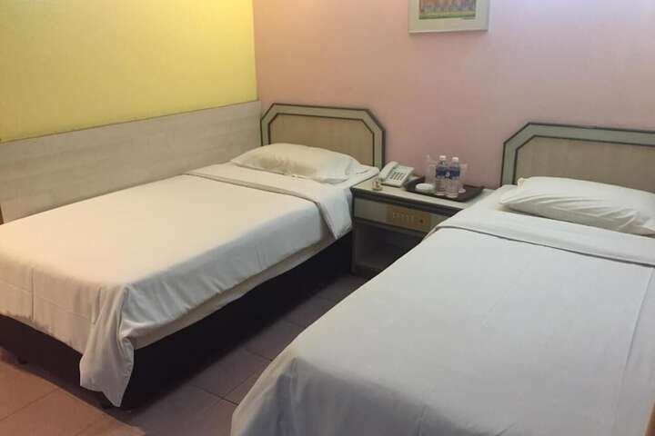 Room 18 of 26