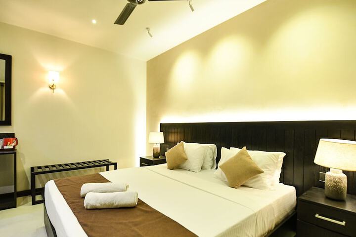 Room 27 of 171