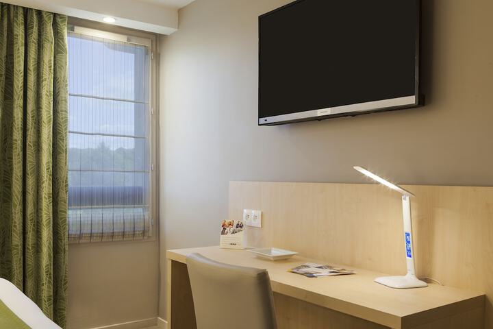 In-room business center