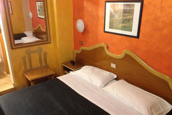 Room 17 of 56