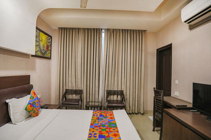 Room 26 of 32