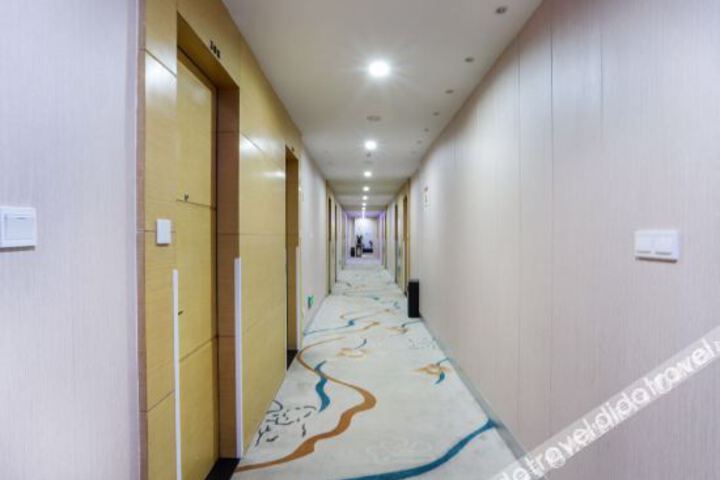 Hotel Interior 22 of 47