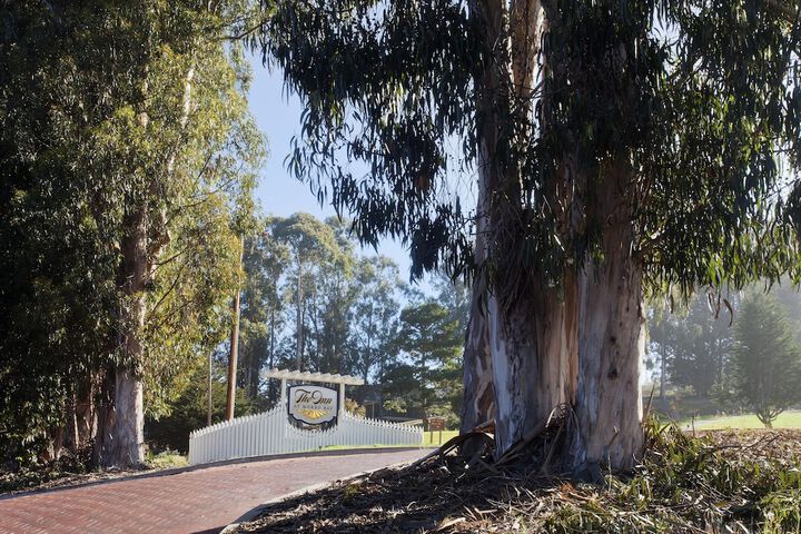 Property Grounds 30 of 33