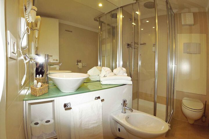 Bath Photo