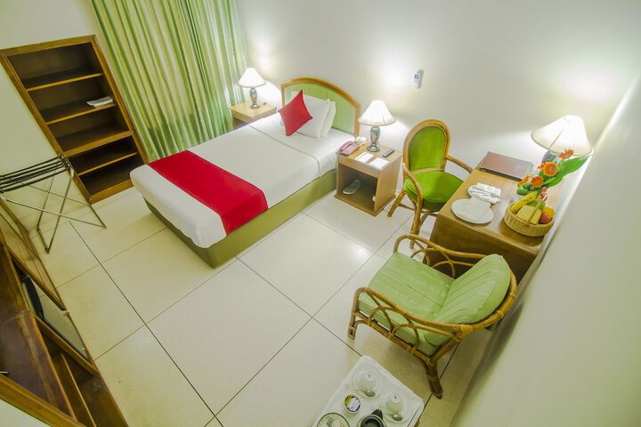 Room 35 of 71