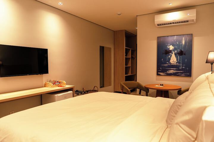 Room 31 of 136