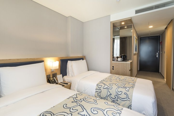 Room 7 of 55