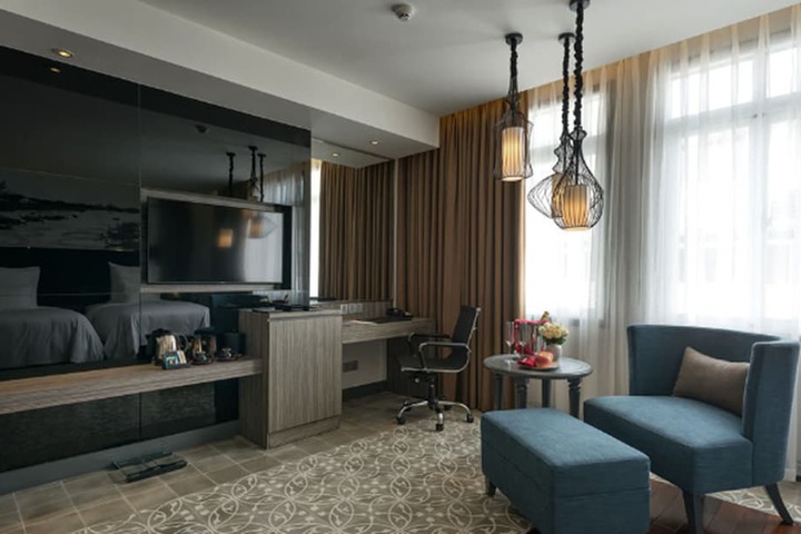 Room 25 of 64