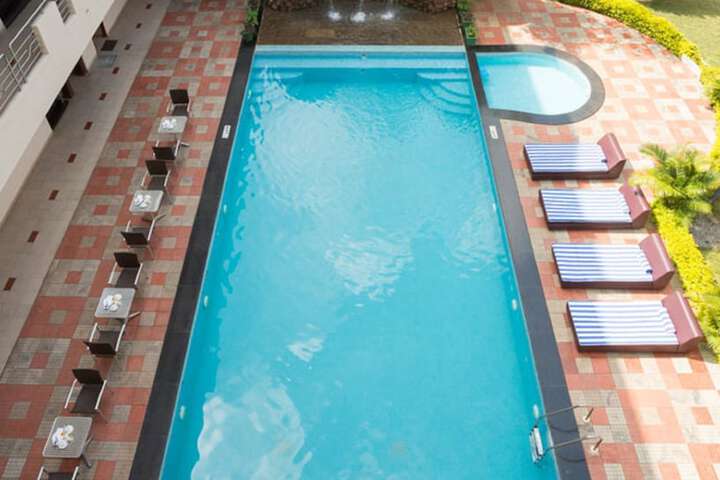Pool 24 of 37