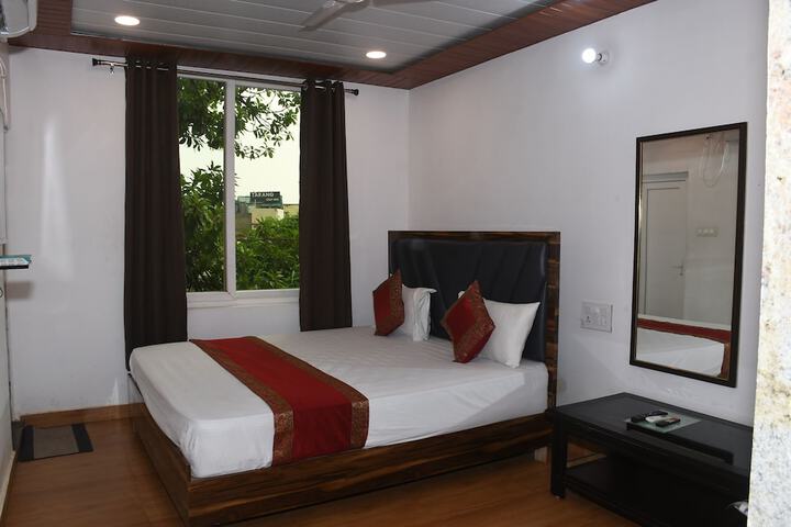 Room 55 of 78