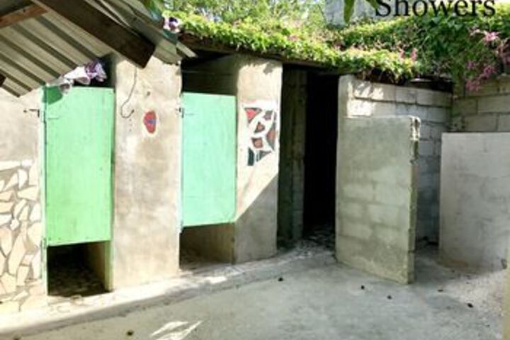 Room 6 of 71