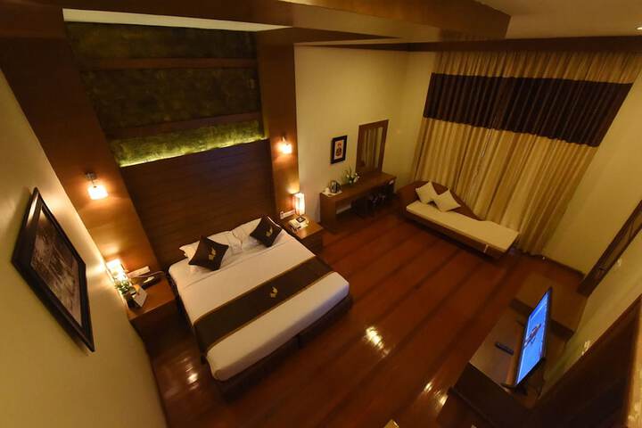 Room 27 of 55