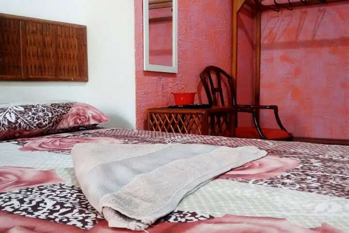 Room 3 of 35