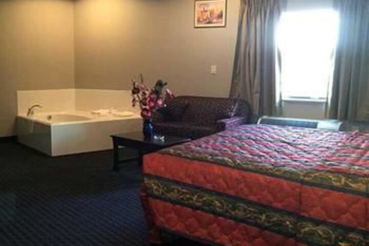 Room 26 of 65