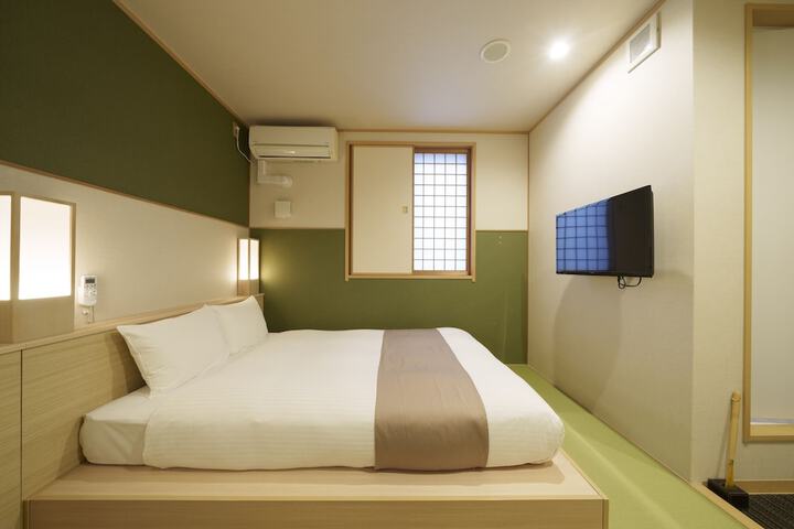 Room 10 of 58