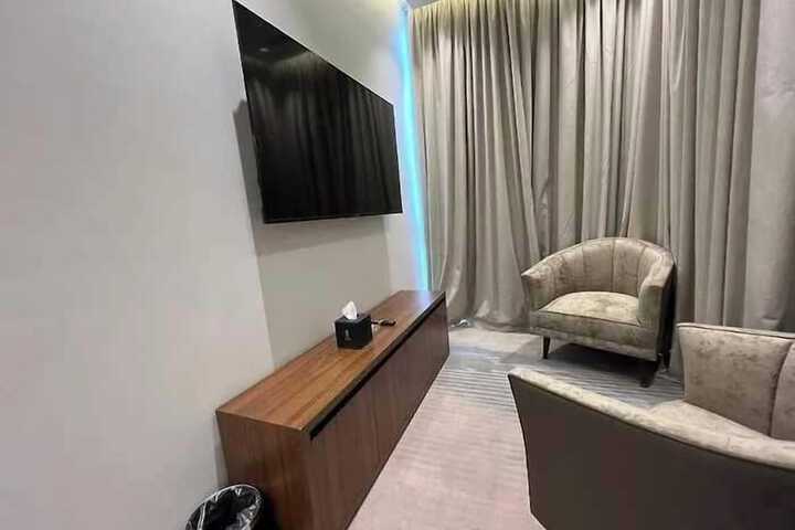 Room 20 of 38