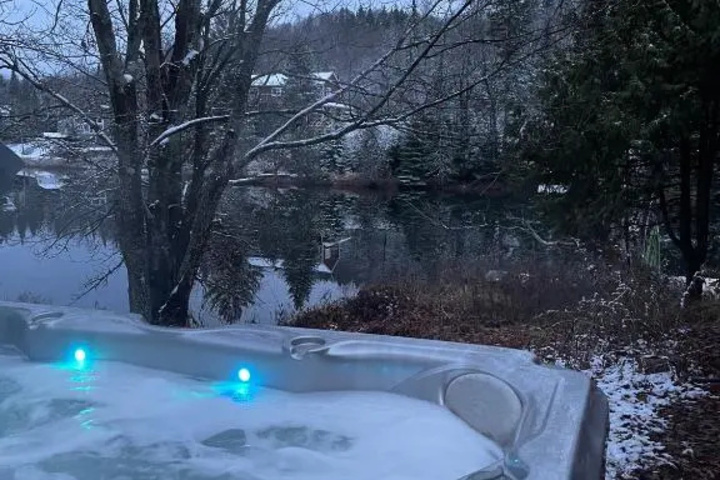 Pool 9 of 13
