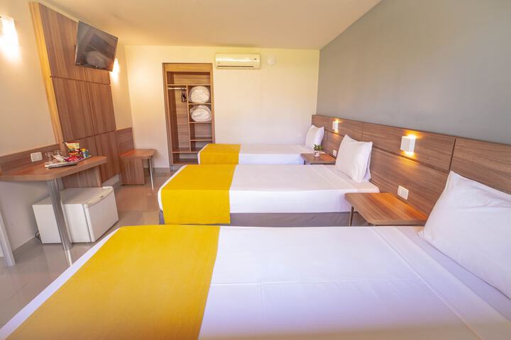 Room 5 of 111