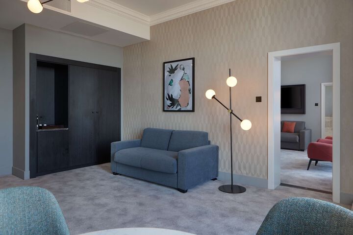Room 89 of 182