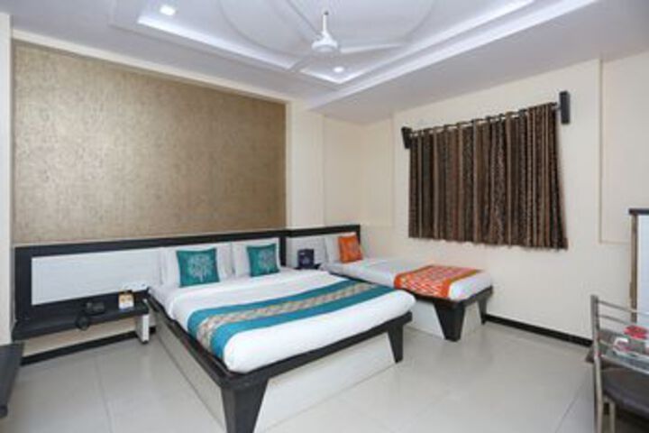 Room 16 of 23