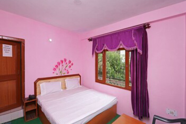 Room 15 of 22