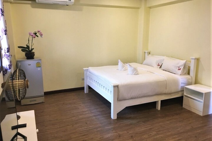 Room 12 of 65