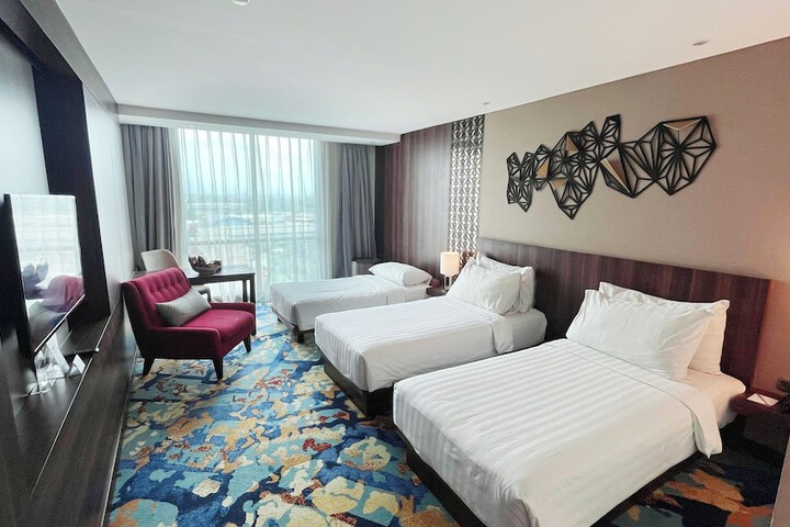 Room 18 of 52