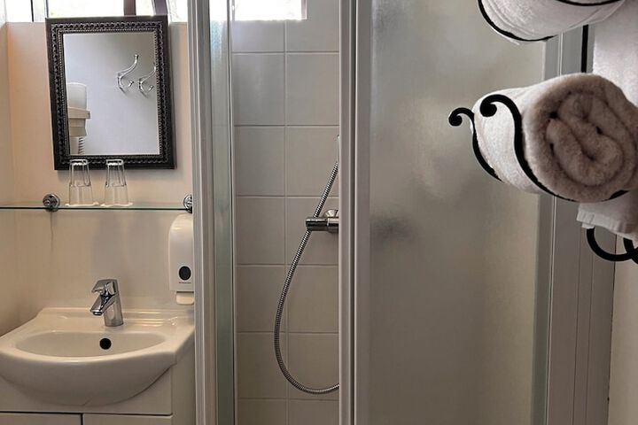 Room 19 of 30