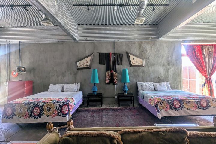 Room 21 of 276