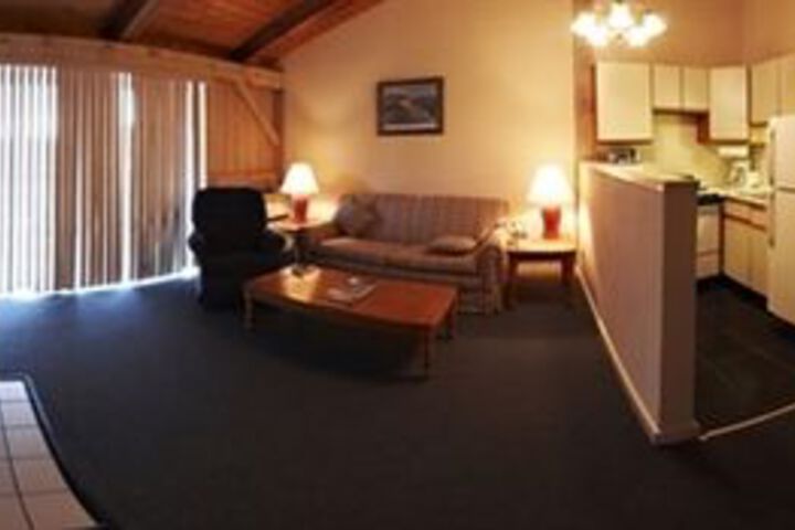 Room 152 of 171