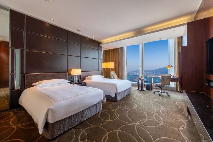 Room 26 of 54