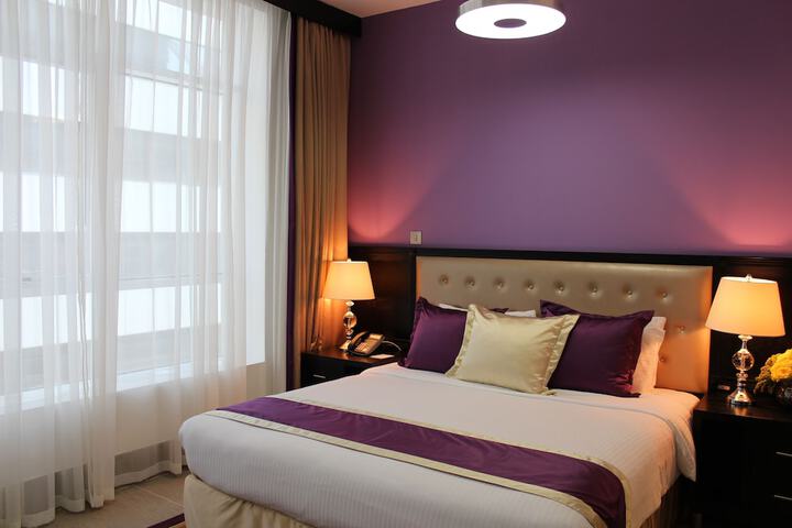 Room 4 of 52
