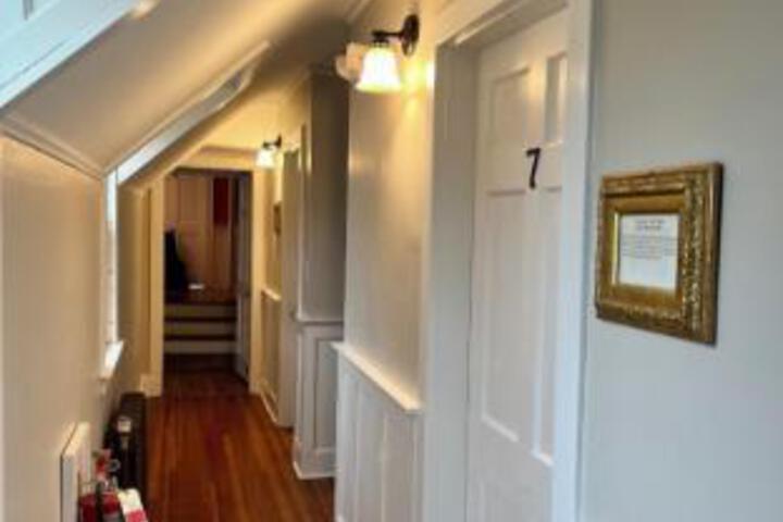 Hotel Interior 4 of 23