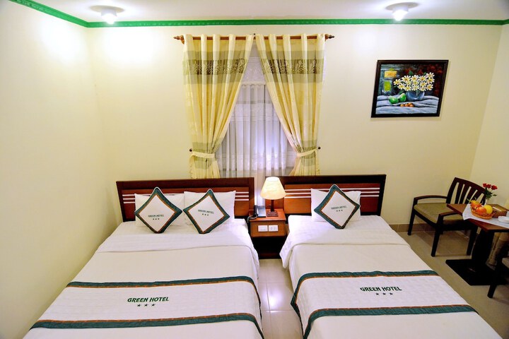 Room 3 of 52