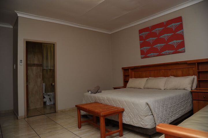 Room 26 of 267