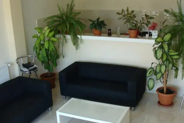 Room 3 of 7