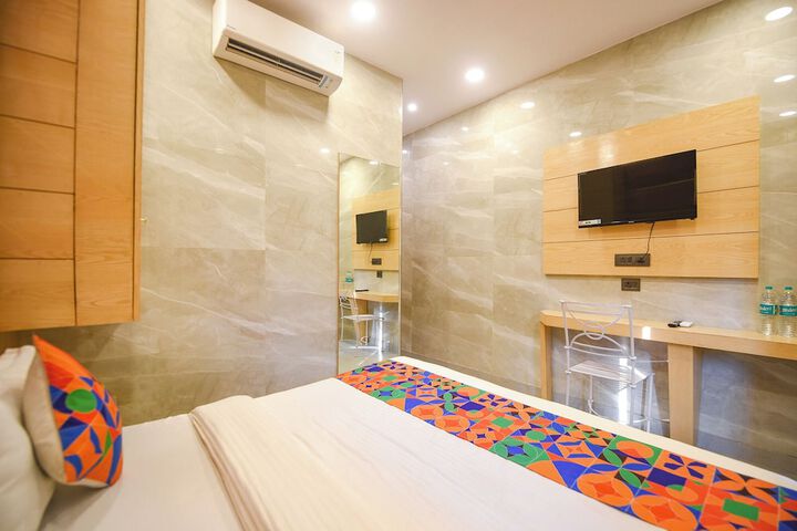 Room 16 of 35