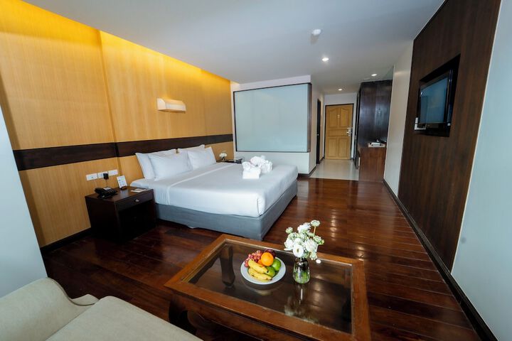 Room 10 of 130