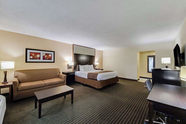 Room 4 of 24