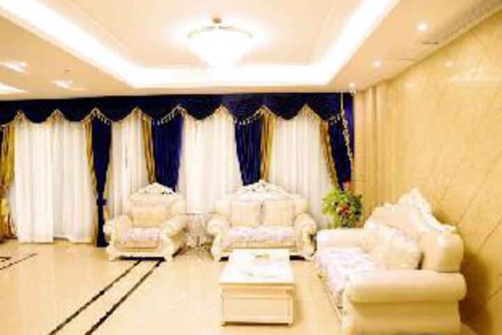 Ruju Business Hotel