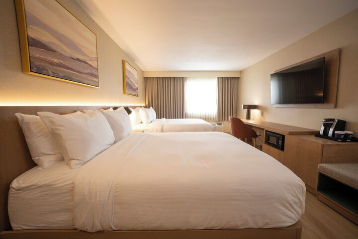 Room 9 of 42