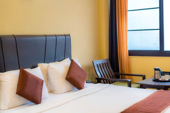 Room 4 of 30