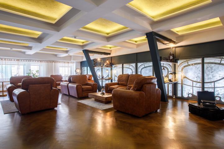 Hotel Interior 10 of 108