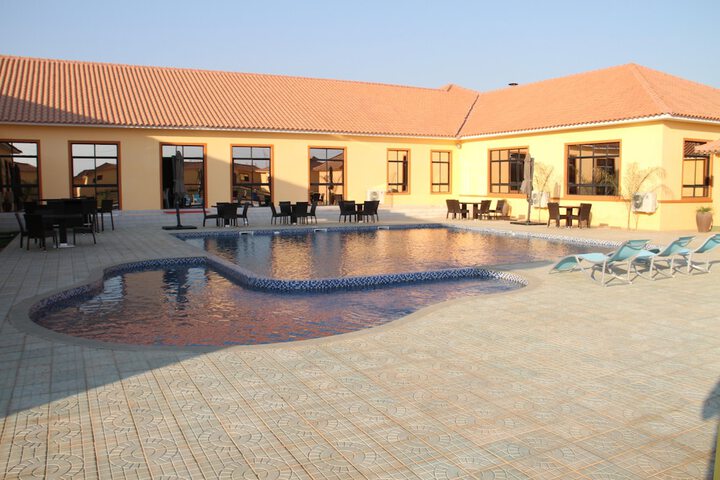 Pool 8 of 14