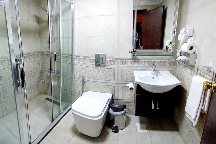 Room 45 of 155