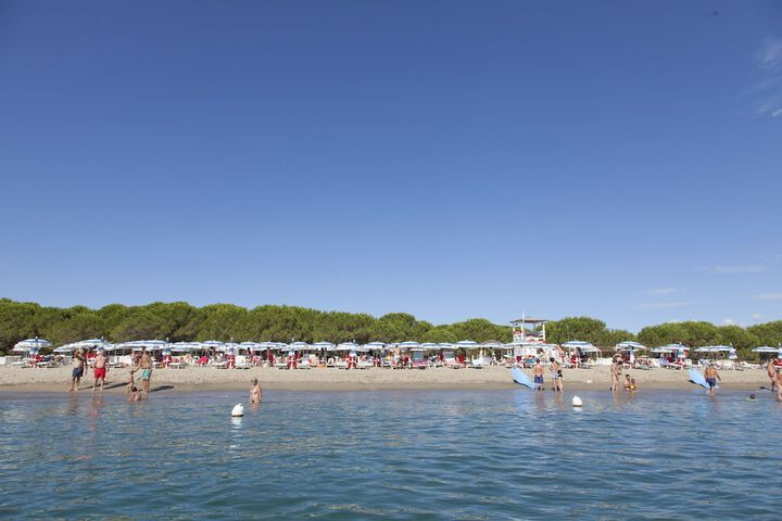 Beach 44 of 64