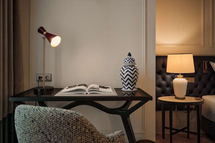 Room 60 of 158